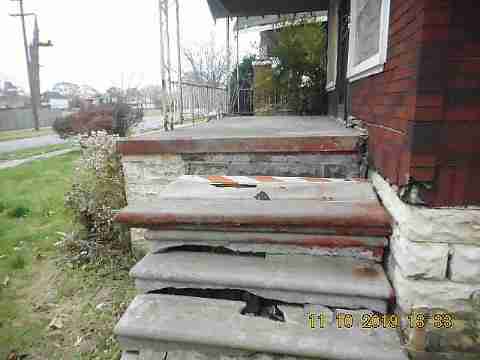 8523 Colfax (7)_m.jpg